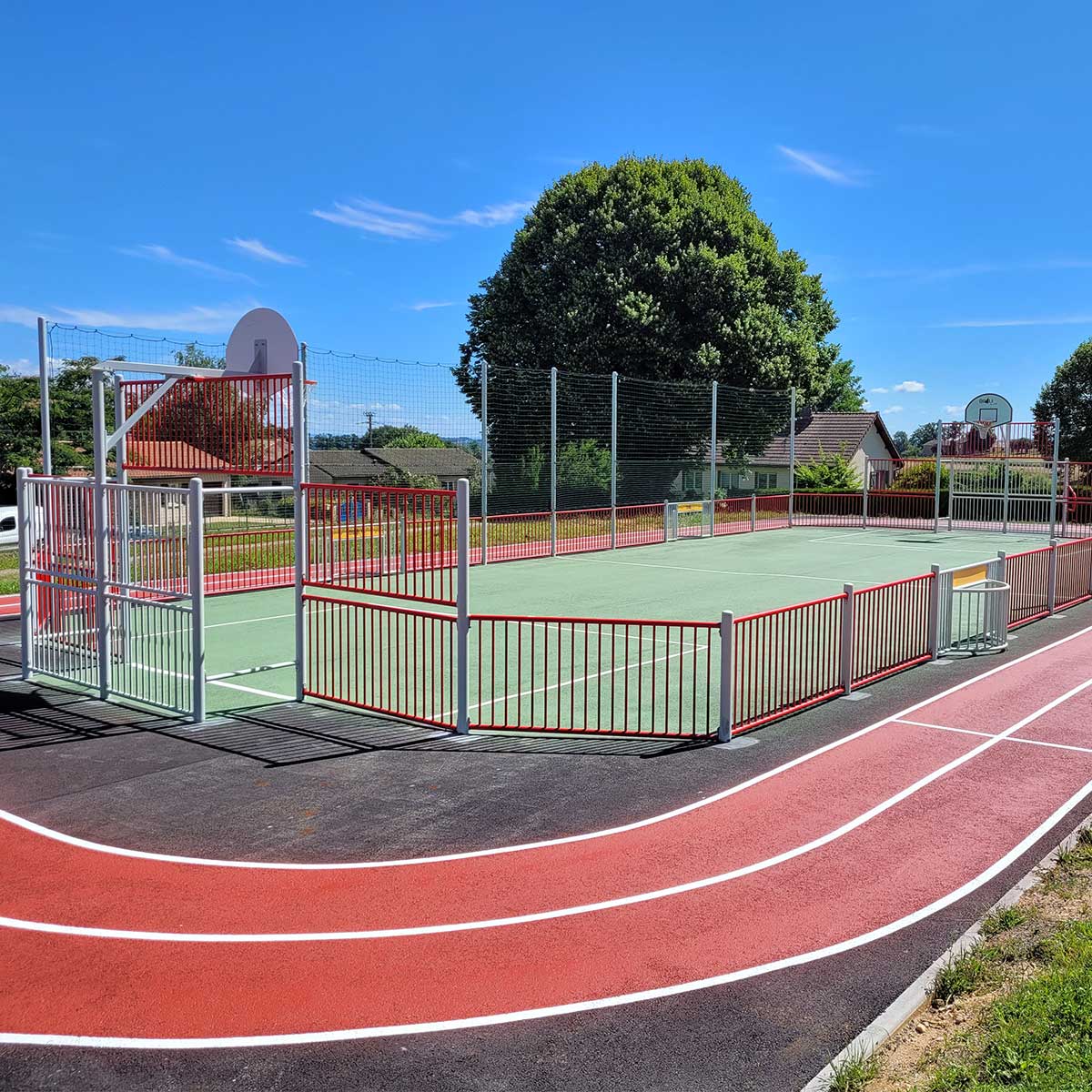Painted steel multi-sports pitch with running track